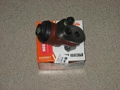 Фото Цилиндр тормозной передний УАЗ-452,469 правый АДС