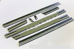 Фото Молдинги боковые кузова ГАЗ-3110,31105 Волга под объемн.бампер (к-т из 8 шт) ***