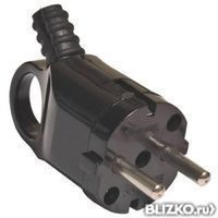 Фото Вилка электрич. с заземл. угл. Чёрная с ушком 16А А0112 UNIVersal