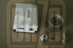 Фото (ES 181688) Ролик натяжной УАЗ-3163 Патриот дв.Ивеко напр.ремня ГРМ ESPRA