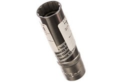 Фото Головка свечная 16мм 12-гранная 1/2DR L 70мм магнитная FORCE 807416M