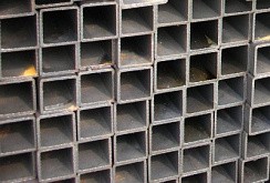 Фото Труба профильная 40х40х2,0 (м.п.)