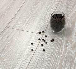 Фото Ламинат Quick-step LOC FLOOR PLUS (80 Дуб горный светлый ) 33 класс 8 мм (уп.1,596 кв.м.=7 шт) АКЦИЯ Фото Ламинат Quick-step LOC FLOOR PLUS (80 Дуб горный светлый ) 33 класс 8 мм (уп.1,596 кв.м.=7 шт) АКЦИЯ